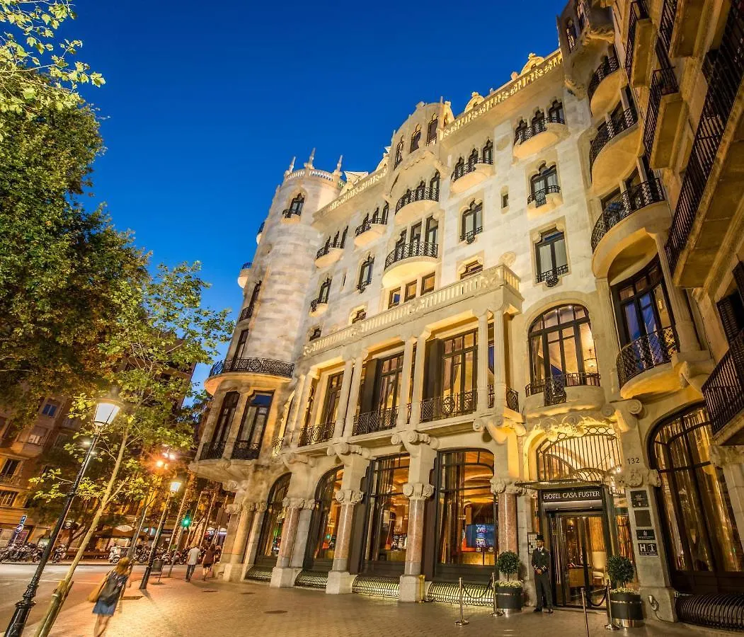 Hotel Casa Fuster G.L Monumento contacts